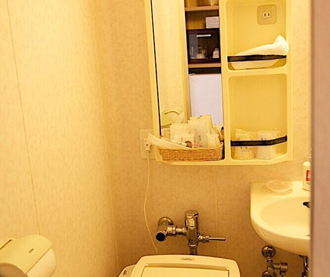Номер Economy, Tsuruya Ryokan