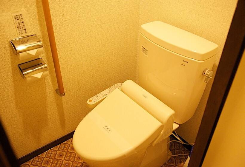 Номер Economy, Tsuruya Ryokan