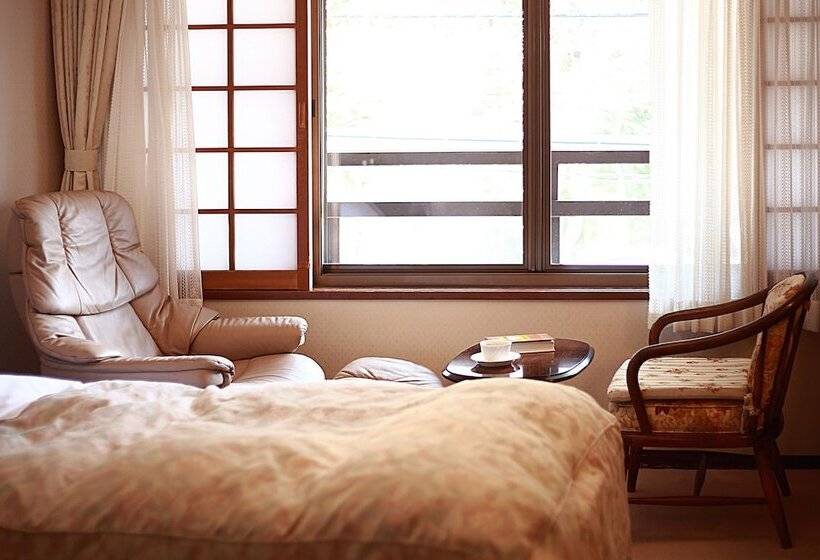 Номер Economy, Tsuruya Ryokan