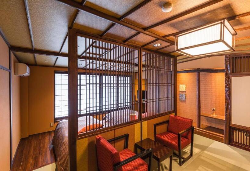 Номер Стандарт, Tsuta Onsen Ryokan