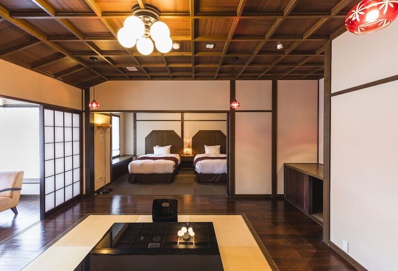 디럭스 4인 룸, Tsuta Onsen Ryokan