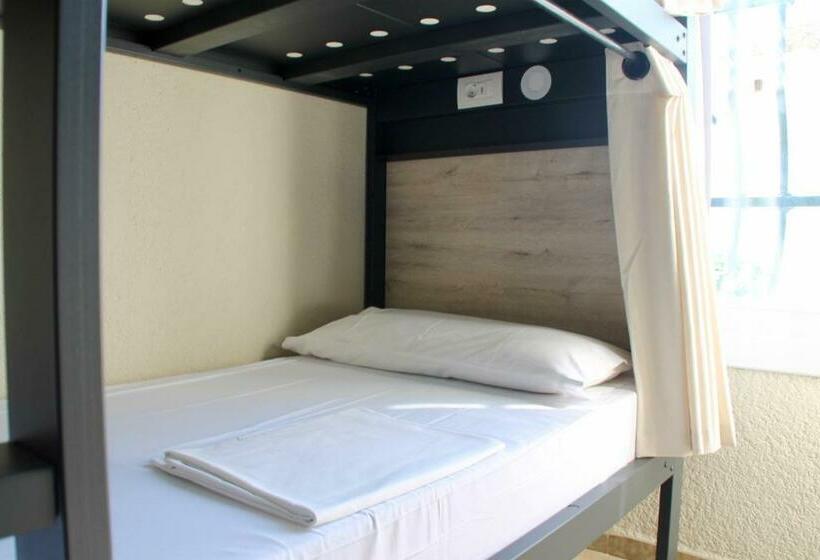 Cama em Quarto Compartilhado, Alberg Costa Brava