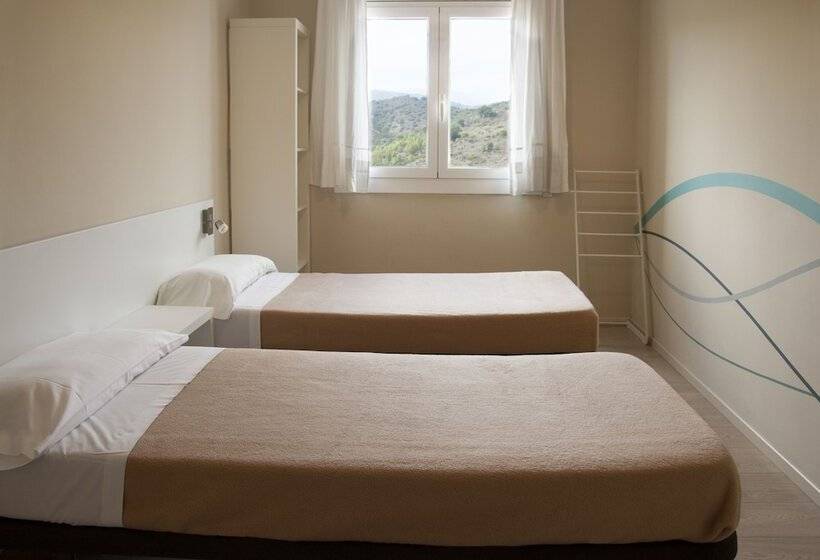 Quarto Estandar Banheiro Compartilhado, Alberg Costa Brava