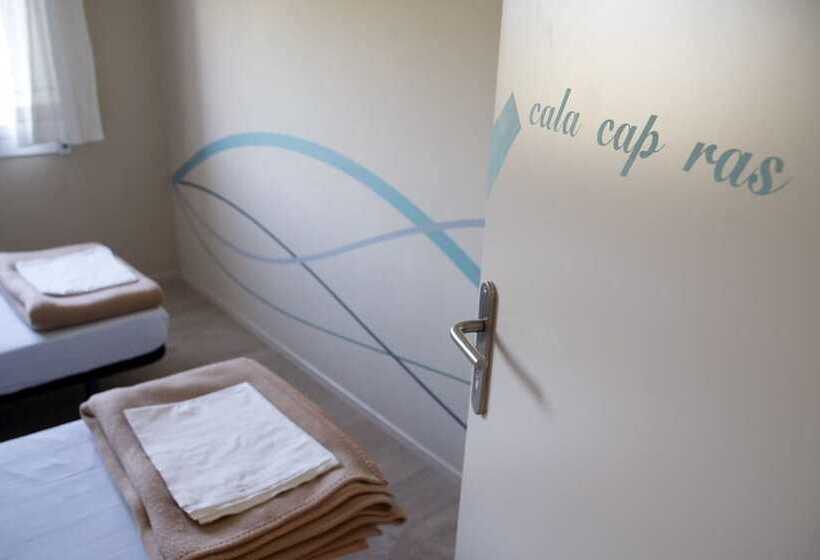 バス共有のスタンダードルーム, Alberg Costa Brava