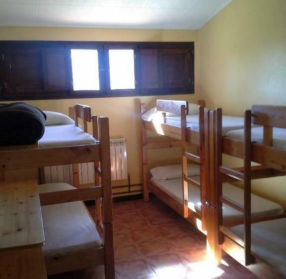 Quarto Familiar, Casa De Colònies La Cadamont