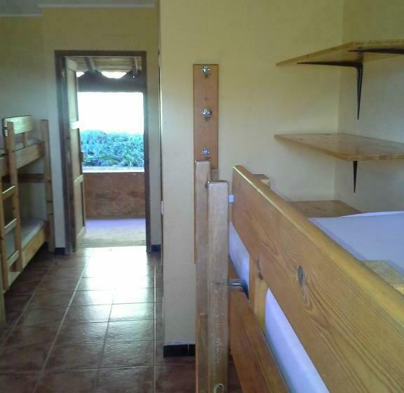 Quarto Familiar, Casa De Colònies La Cadamont