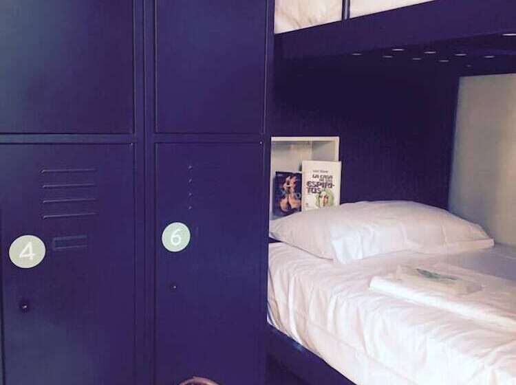 غرفة قياسية, H Complutum