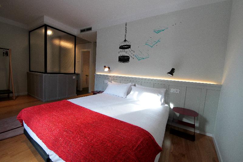 غرفة سوبيريور, H Complutum