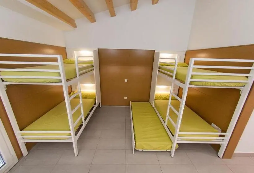 Standard Neljän Hengen Huone, La Seu D Urgell Xanascat