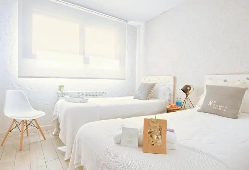 スタンダードルーム, Albergue Lamorena