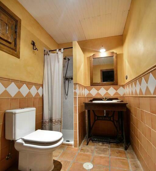 Номер Стандарт с Балконом, Casa Rural La Fuente Del Jerte