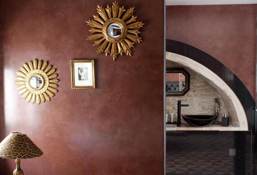 غرفة سوبيريور, Hospedería Diez Y Seis