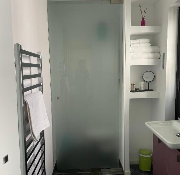 غرفة قياسية, Hospedería Diez Y Seis