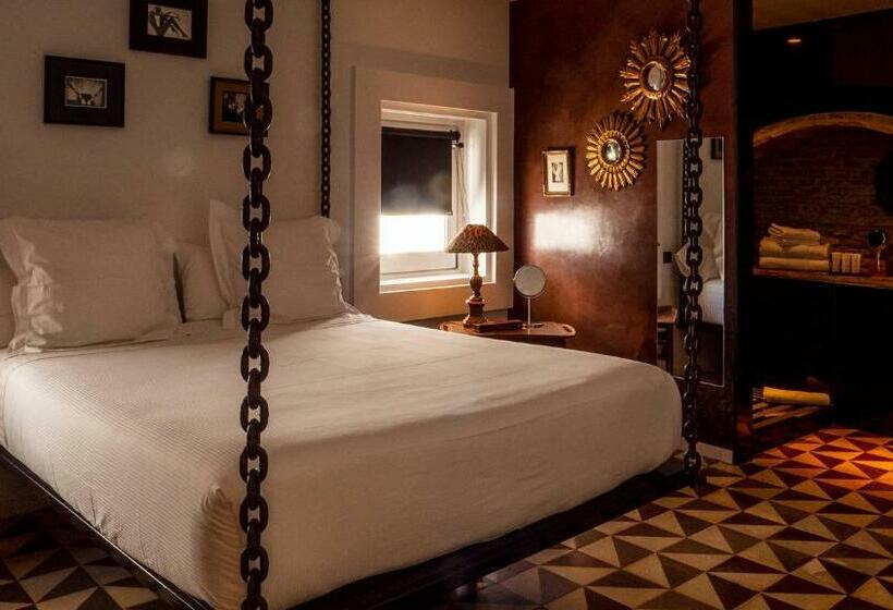 غرفة سوبيريور, Hospedería Diez Y Seis