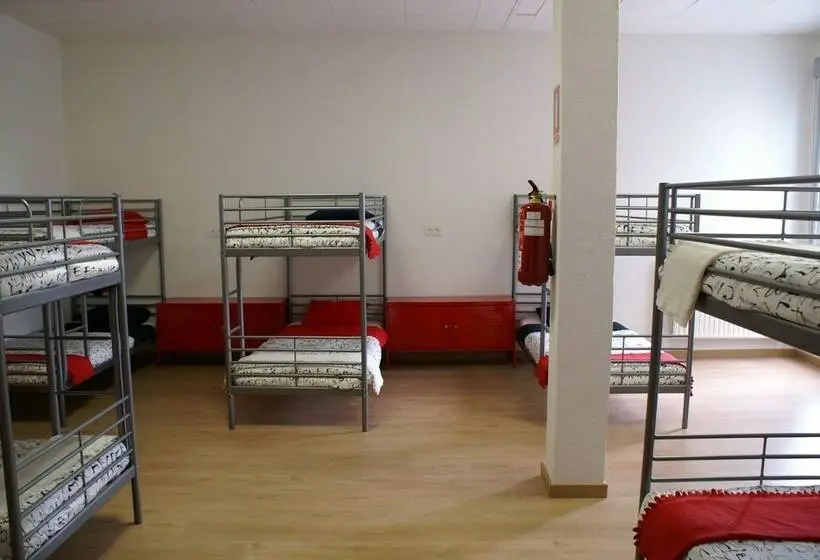 تختخواب در اتاق مشترک, Grelo Hostel