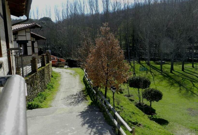 اتاق خانوادگی, Hostel El Lago, Caceres