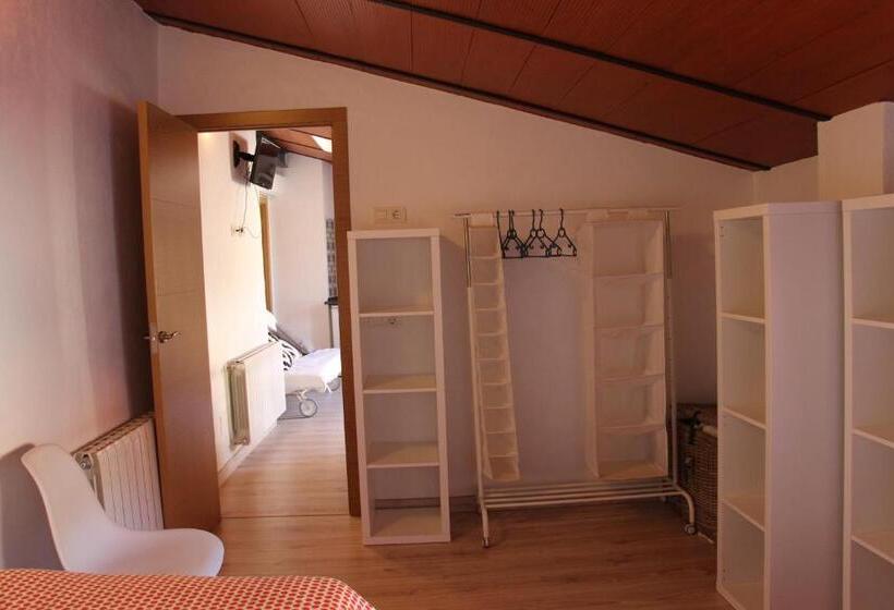 Апартаменты 1 Спальня, Hostel El Lago, Caceres