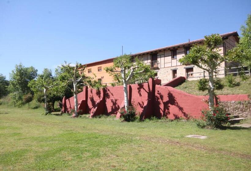 اتاق اکونومی, Hostel El Lago, Caceres