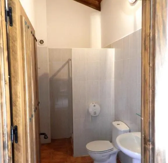 Standard Kolmen Hengen Huone, Hostel El Lago, Caceres