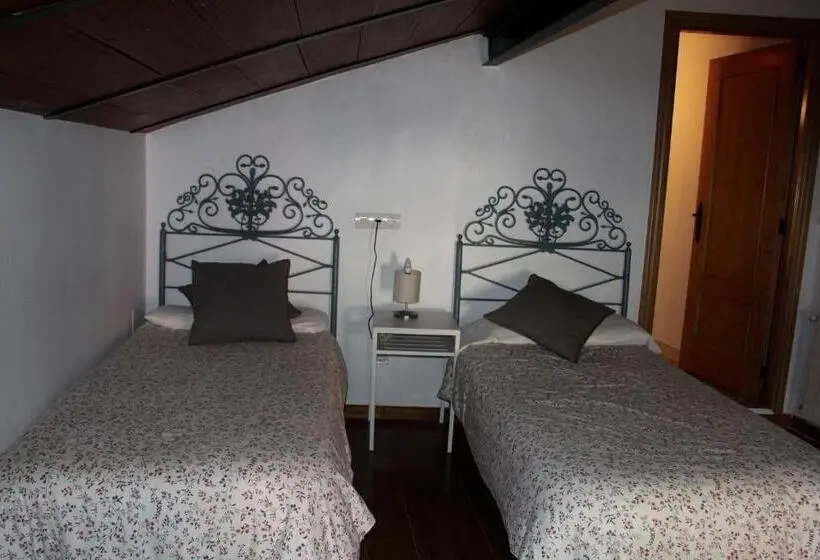 Huoneisto 1 Makuuhuone, Hostel El Lago, Caceres
