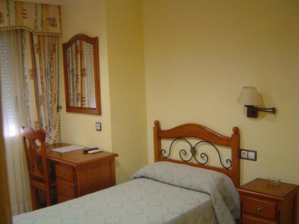 غرفة قياسية فردية, Beatriz