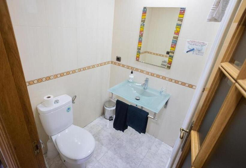 غرفة قياسية فردية, Beatriz