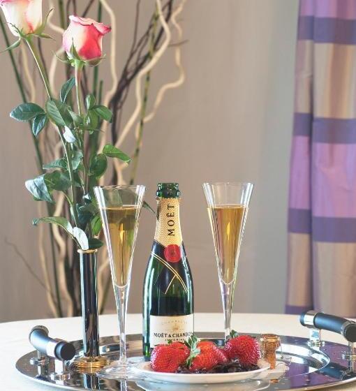 带露台的小型套房, Boutique Edelweiss La Garriga