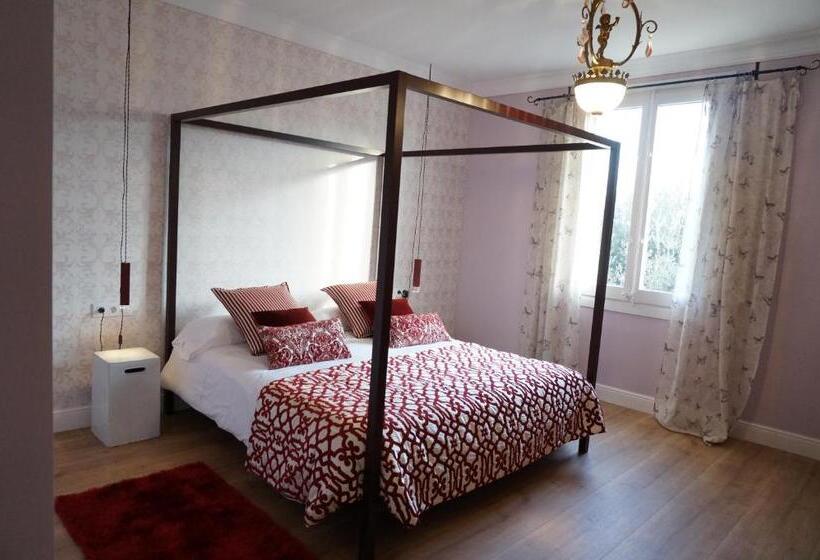 Номер Deluxe, Can Ribalta