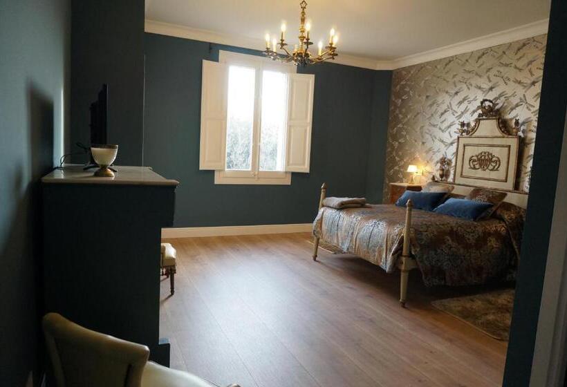 Номер Deluxe, Can Ribalta