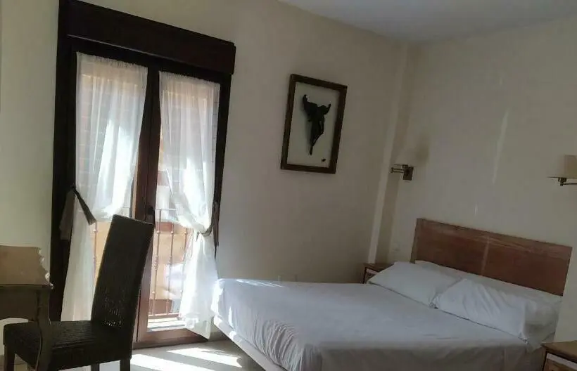バルコニー付きスタンダードルーム, Casa Del Castillo