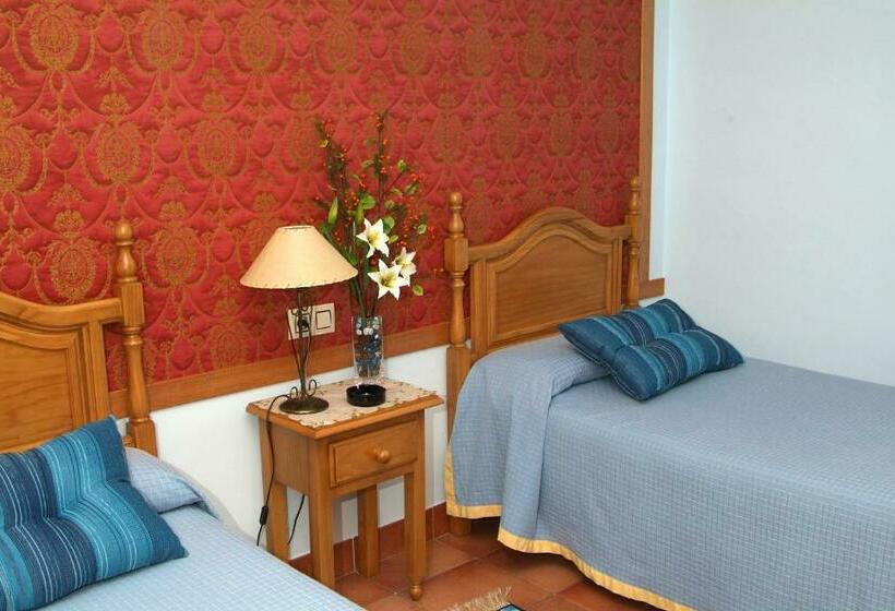 غرفة قياسية, Casa Marchena