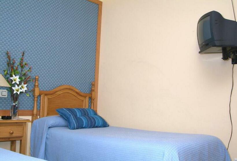 غرفة قياسية, Casa Marchena