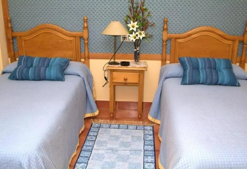 Basis Zimmer, Casa Marchena