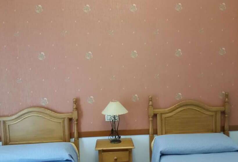 غرفة قياسية, Casa Marchena