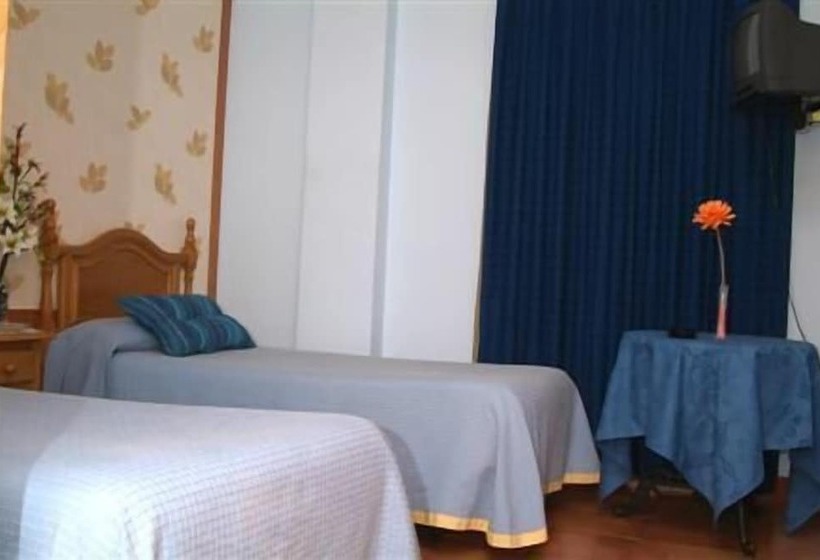 غرفة قياسية, Casa Marchena