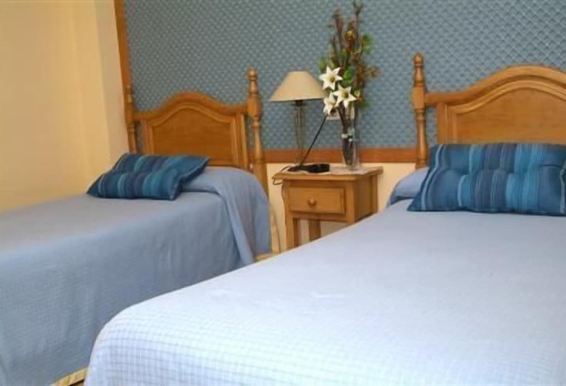 غرفة قياسية, Casa Marchena