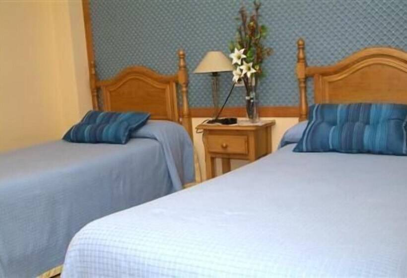 غرفة قياسية, Casa Marchena