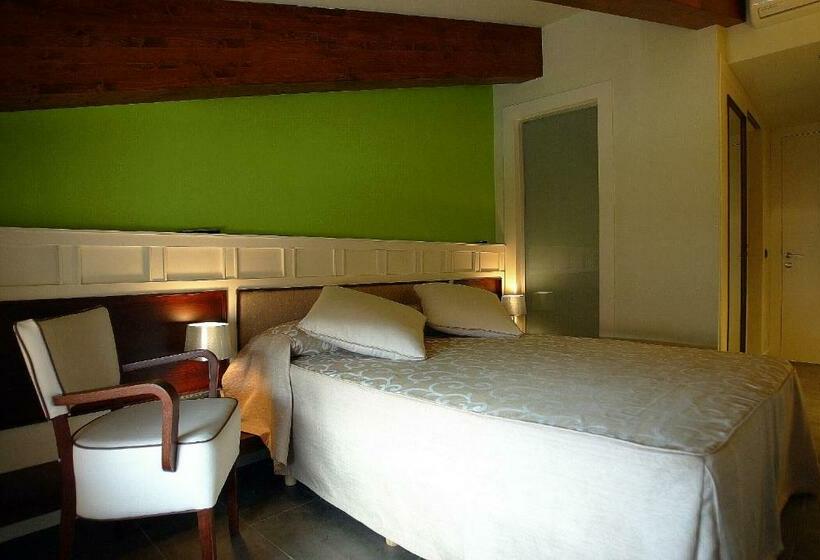 غرفة قياسية, La Fonda Moreno