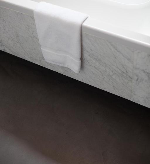 جناح جونيور مزوَّد بتراس, Mas Vivent