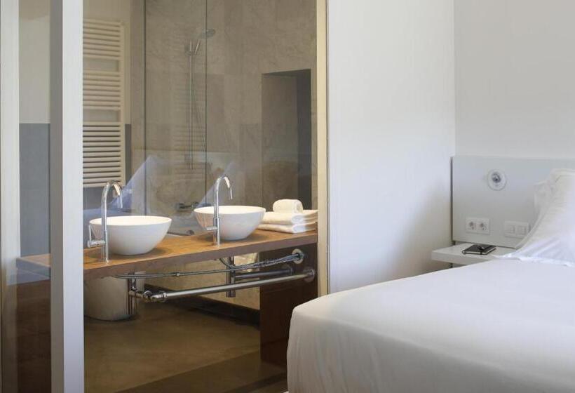 غرفة سوبيريور ثلاثية, Mas Vivent