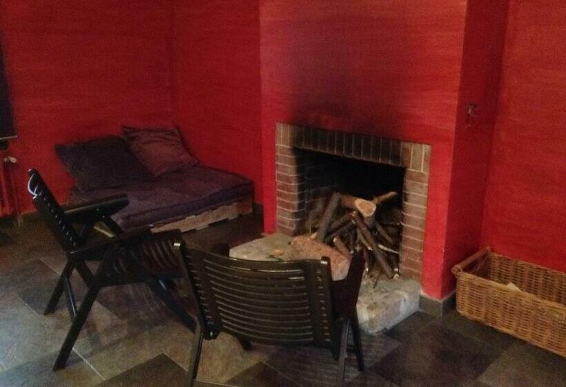 جناح, Masia Vista Hermosa