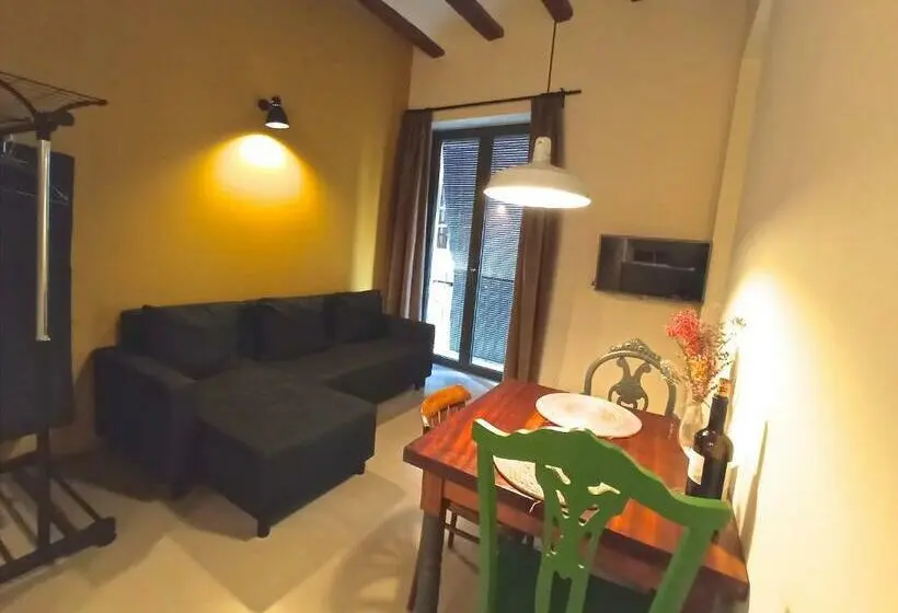 Standard-studio, Restaurant Lotus Priorat