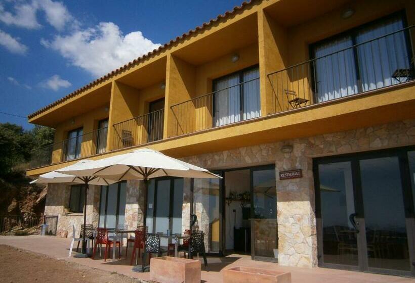 Номер Стандарт Вид на Горы, Rural Cor De Prades