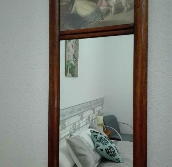 标准间, La Sabina