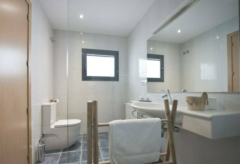 Люкс, Hostal La Salut De Terrades