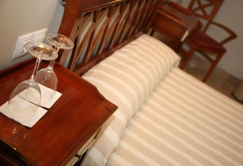 חדר סטנדרט, Torre Del Oro