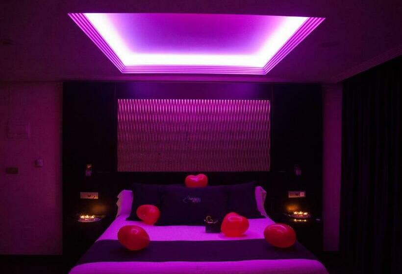 Люкс, Motel Paraiso