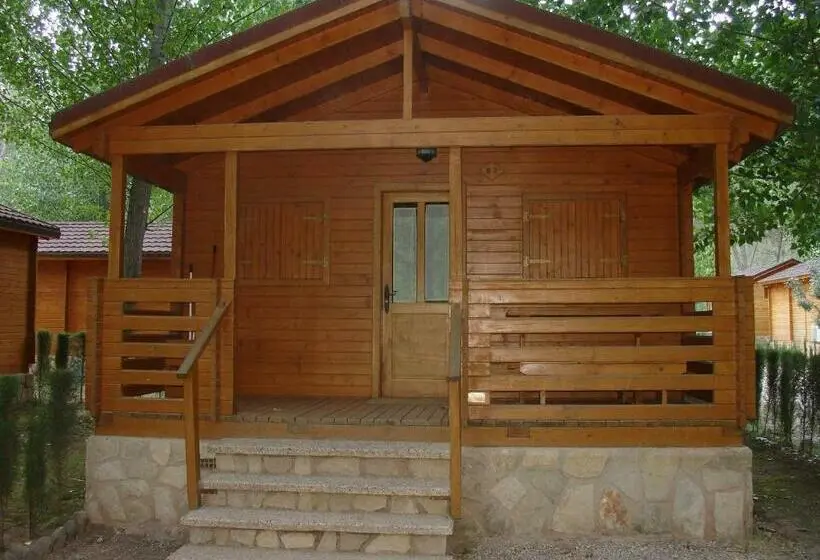 Talo 2 Makuuhuonetta, Camping Rural Llanos De Arance