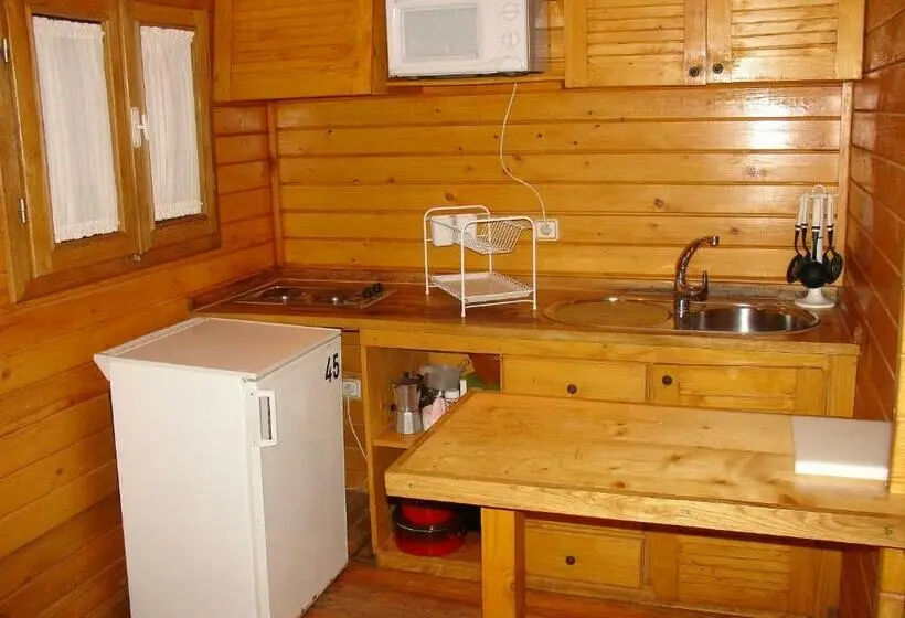 Talo 2 Makuuhuonetta, Camping Rural Llanos De Arance