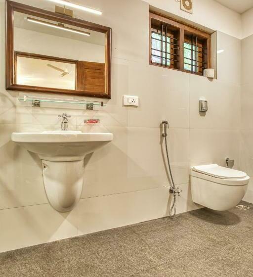 豪华房间, Thekkady Kalarickal Heritage Bungalow